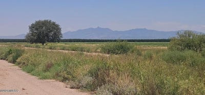 /international/us/9601-s-robison-road-willcox-az-110120553495/