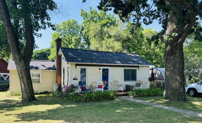 /international/us/609-e-van-deinse-street-greenville-mi-110100694601/?lang=en