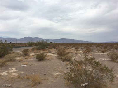 /international/us/870-s-nevada-highway-373-amargosa-valley-nv-110100121399/