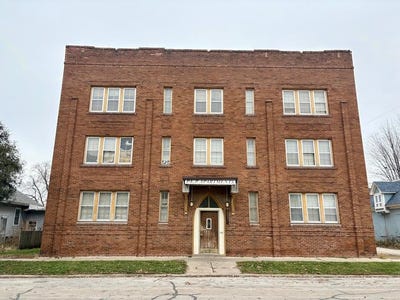 /international/us/319-n-11th-st-fort-dodge-ia-110105635177/