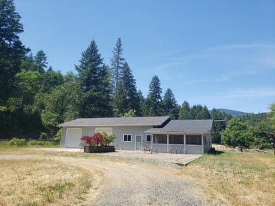/international/us/900-slate-creek-road-wilderville-or-110100046722/