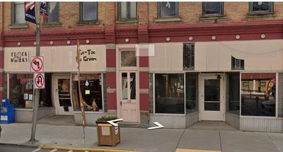 /international/us/130-w-main-street-westfield-pa-110105529944/