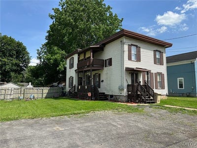 /international/us/9-elm-street-german-flatts-ny-110100418019/