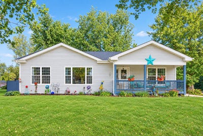 /international/us/177-n-school-street-braidwood-il-110120458417/