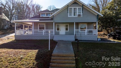 /international/us/1101-college-avenue-sw-lenoir-nc-110105837168/