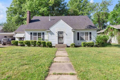 /international/us/506-home-street-marked-tree-ar-110107481970/