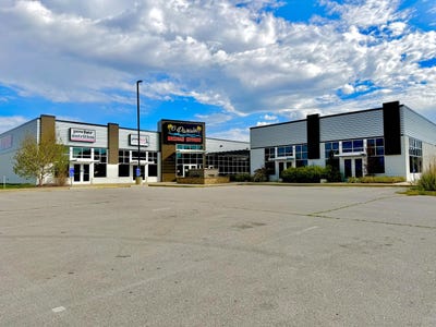 /international/us/306-e-chestnut-street-strafford-mo-110102981255/