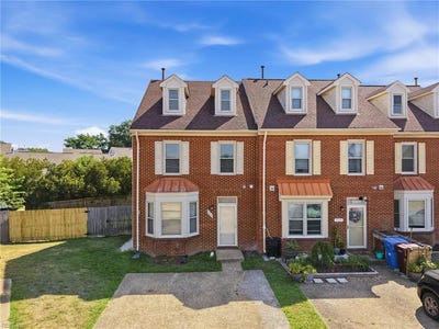 /international/us/1213-killington-square-chesapeake-va-110108961656/