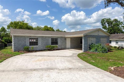 /international/us/212-gay-road-seffner-fl-110100153778/