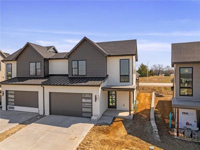 /international/us/9567-jupiter-street-lenexa-ks-110099597407/