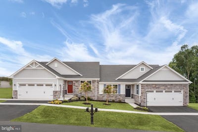 /international/us/720-mina-circle-greencastle-pa-110110336660/