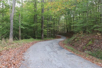 /international/us/route-26-road-clay-wv-110104243649/
