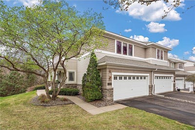 /international/us/15569-lilac-drive-eden-prairie-mn-110107602249/