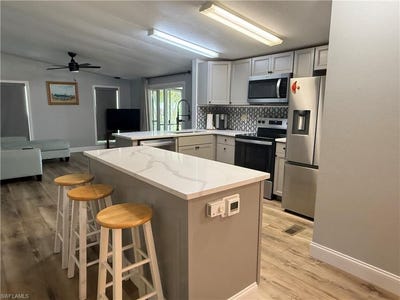 /international/us/10251-wales-loop-bonita-springs-fl-110108847720/