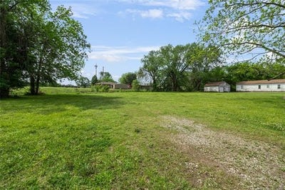 /international/us/807-w-walnut-street-collinsville-ok-110107464634/