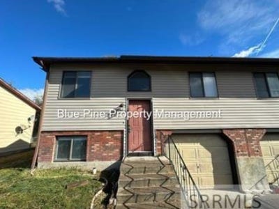 /international/us/1224-holman-avenue-pocatello-id-110108389041/