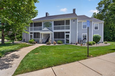 /international/us/864-w-barrington-circle-jackson-mi-110108736514/