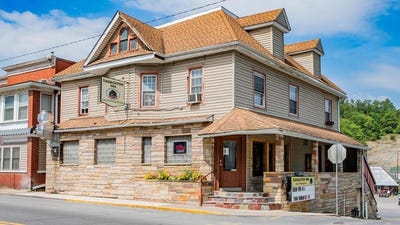 /international/us/1120-allegheny-street-jersey-shore-pa-110107390949/