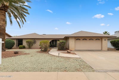 /international/us/9735-w-edward-drive-sun-city-az-110107896884/