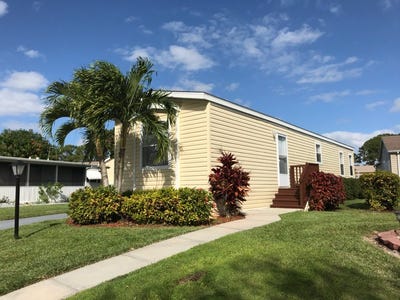 /international/us/6300-dogwood-lane-329-lantana-fl-110094261296/