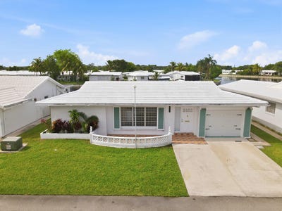 /international/us/8304-nw-59th-street-tamarac-fl-110108408005/