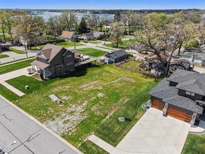 /international/us/13526-beach-place-cedar-lake-in-110105505030/