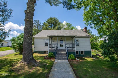 /international/us/990-west-jefferson-street-wytheville-va-110099986657/