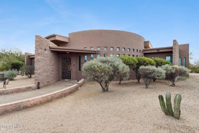 /international/us/9267-e-diamond-rim-drive-scottsdale-az-110105394377/