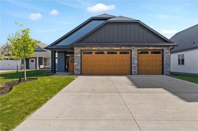 /international/us/1060-109th-court-ne-blaine-mn-110107378373/