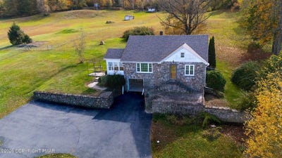 /international/us/217-adams-avenue-saylorsburg-pa-110120663215/