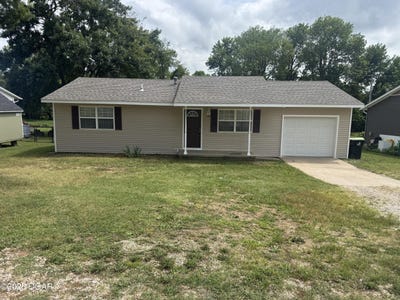 /international/us/104-brookside-drive-joplin-mo-110101271247/?lang=en