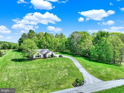 /international/us/4192-evergreen-road-felton-pa-110108071676/
