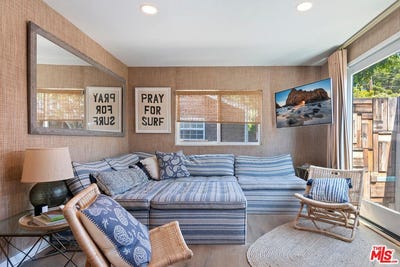 /international/us/52-paradise-cove-hwy-malibu-ca-110120528631/