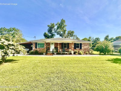/international/us/422-w-carter-avenue-blackshear-ga-110108874475/