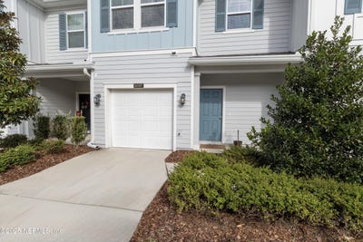 /international/us/10307-benson-lake-drive-jacksonville-fl-110104088645/