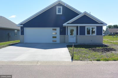 /international/us/1506-elsie-drive-n-glencoe-mn-110108850195/