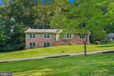 /international/us/933-palmer-road-fort-washington-md-110110348862/