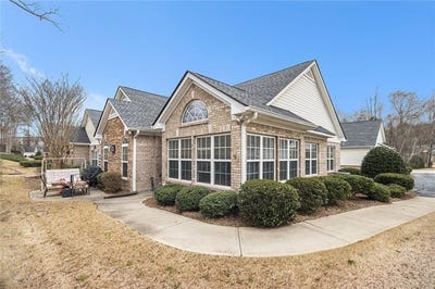 /international/us/4809-shae-court-powder-springs-ga-110098190656/