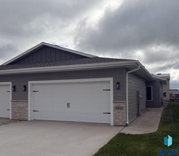 /international/us/3614-s-heather-ave-sioux-falls-sd-110108296614/