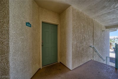 /international/us/3550-bay-sands-drive-laughlin-nv-110107037932/