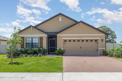 /international/us/6575-topaz-drive-grant-fl-110098651855/