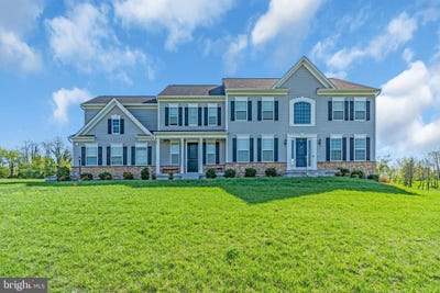 /international/us/17864-morning-bird-place-purcellville-va-110099905465/
