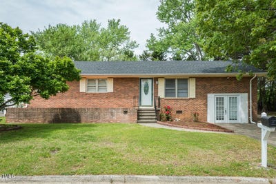 /international/us/1115-lorraine-street-graham-nc-110098960200/
