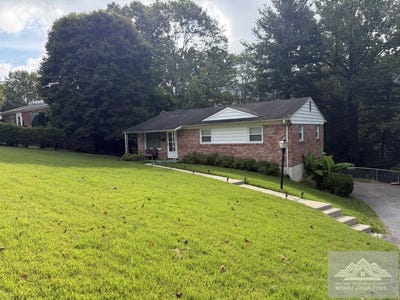 /international/us/420-monterey-hill-bluefield-wv-110110280897/