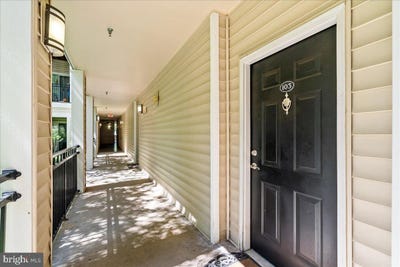 /international/us/12913-centre-park-circle-herndon-va-110108543561/