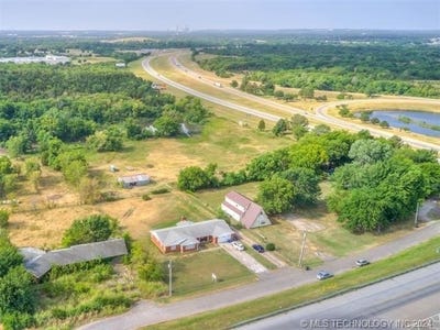 /international/us/4704-e-76th-street-north-sperry-ok-110092667918/