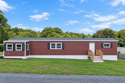 /international/us/5-1st-street-mont-vernon-nh-110119945204/