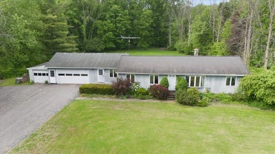 /international/us/3355-cory-hill-road-marion-ny-110099876634/