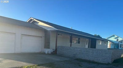 /international/us/711-1st-st-brookings-or-110102856751/