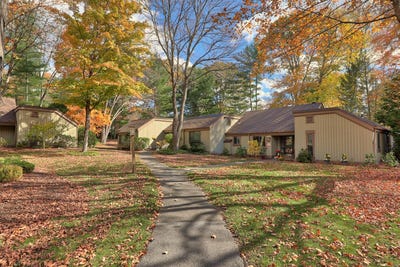 /international/us/1008-heritage-village-southbury-ct-110103172873/